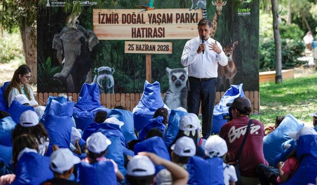 Başkan Tugay sözünü tuttu, çocukların yüzü güldü