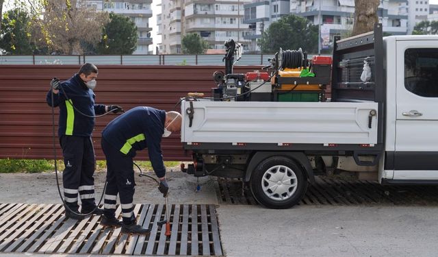 İzmir’de sivrisineğe karşı dev mücadele