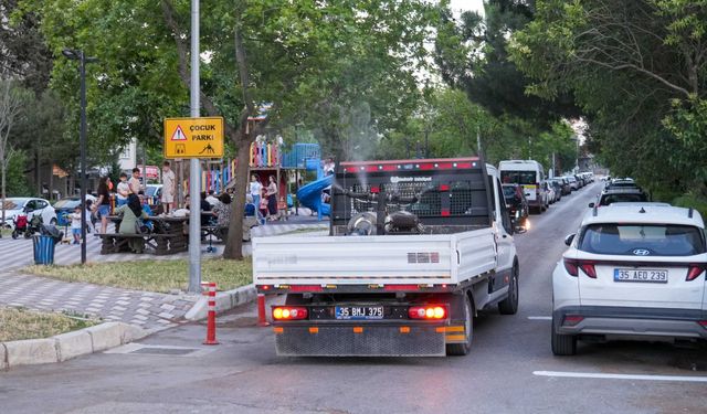 Gaziemir Belediyesi ilaçlama çalışmalarını yoğun tempoda sürdürüyor