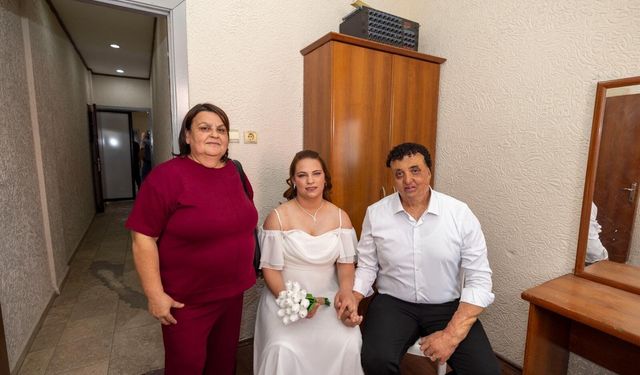 Aşka işaret diliyle “evet” dediler