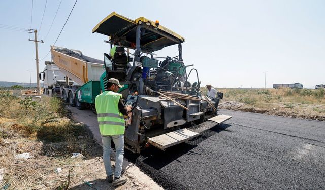Bergama’da yollar yenileniyor, ulaşım daha güvenli hale geliyor