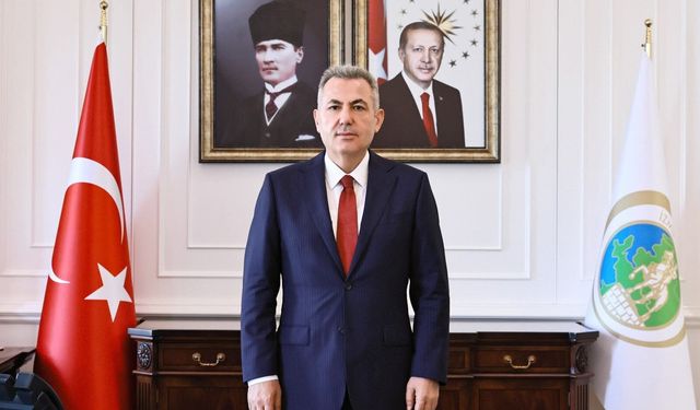 İZMİR VALİSİ DR. SÜLEYMAN ELBAN’IN 30 AĞUSTOS ZAFER BAYRAMI MESAJI