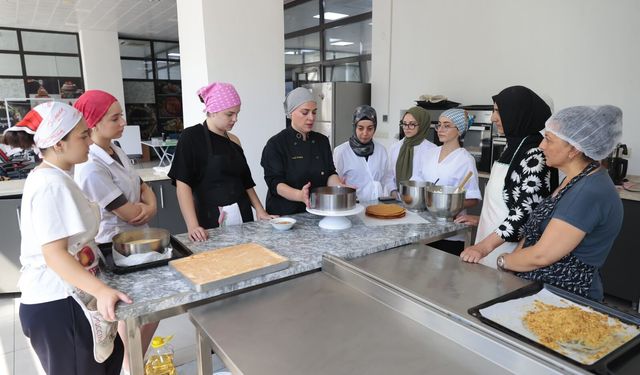 Konak’ın en ‘tatlı’ kursu çok sevildi