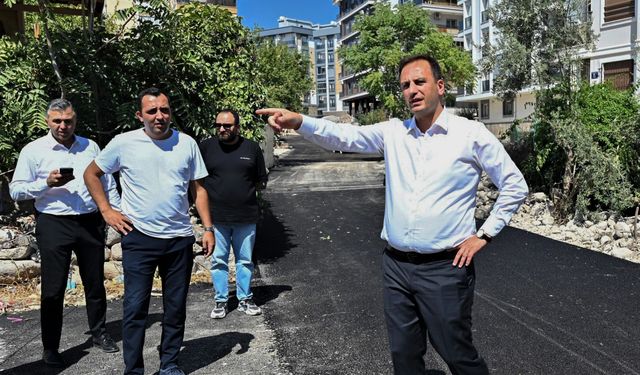Bornova’da ulaşım hamlesi Başkan Eşki: 290 sokak ve 15 cadde yenilendi