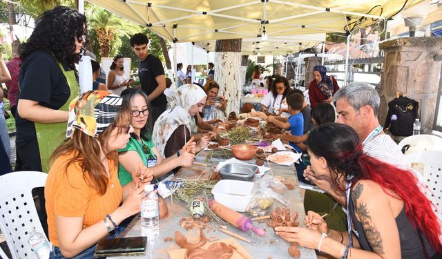 Menemen Çömlek Festivali’nde örnek hareket