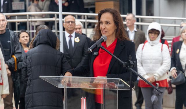 Cumhuriyet’in 103. yılı Karşıyaka’da gururla kutlanıyor