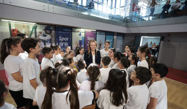 “Ücretsiz hizmetlerimizle yanlarında olmaya devam edeceğiz”