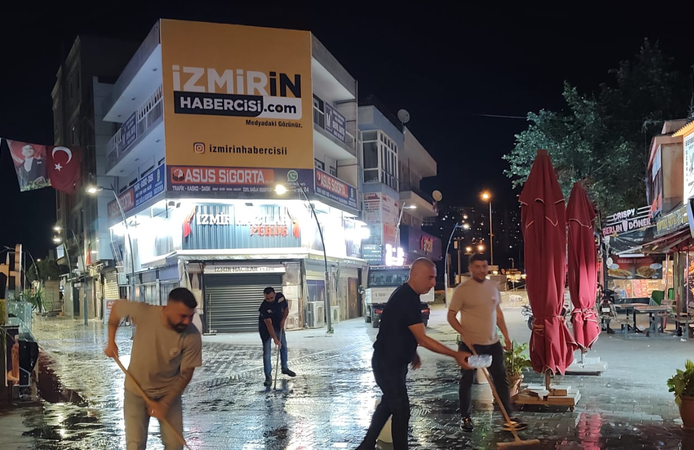 Çiğli’de Bayram Temizliği Gece Yarısına Kadar Sürdü
