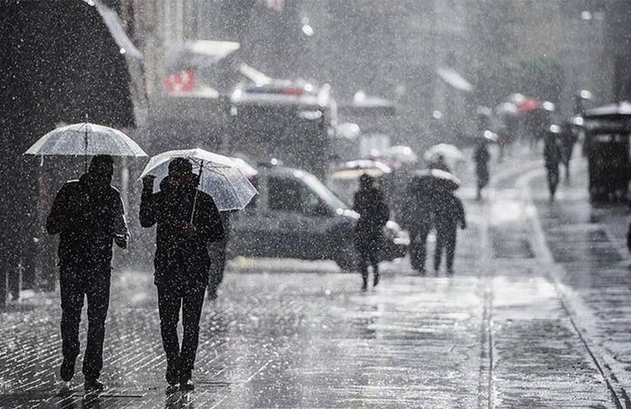 METEOROLOJİ’DEN PEŞ PEŞE UYARI: ÇOK SAYIDA İLDE KUVVETLİ SAĞANAK BEKLENİYOR