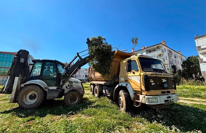 AYVALIK’TA BELEDİYE EKİPLERİ KURBAN BAYRAMI SÜRESİNCE 7/24 MESAİ YAPTI