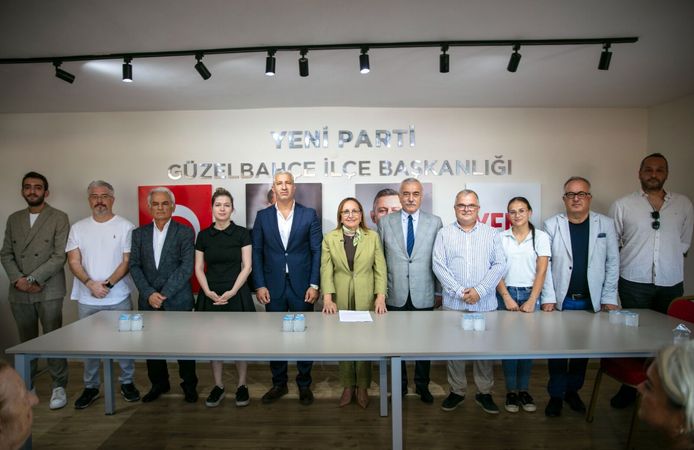 Güzelbahçe Yeni Parti’ye Toplu Katılım