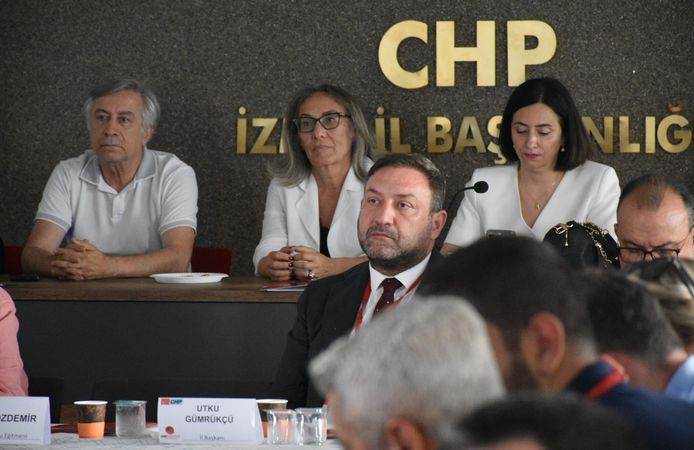 CHP Parti Okulu’ndan İzmir’de Yönetici Eğitimi