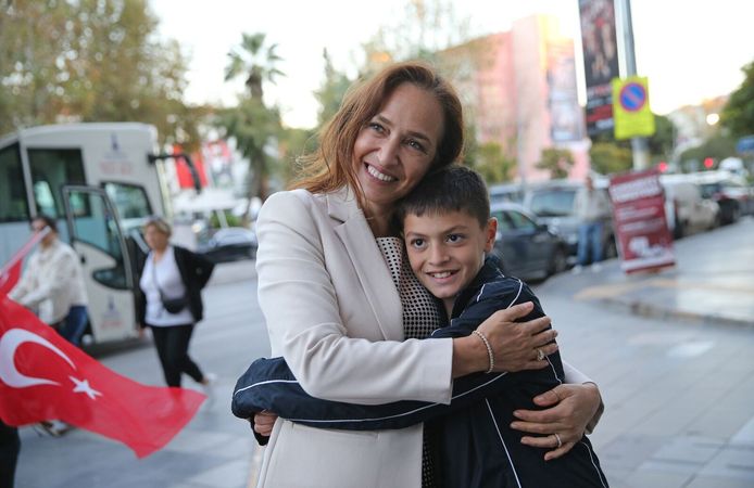 Karşıyaka’da çocukların sesi korolarda yükselecek