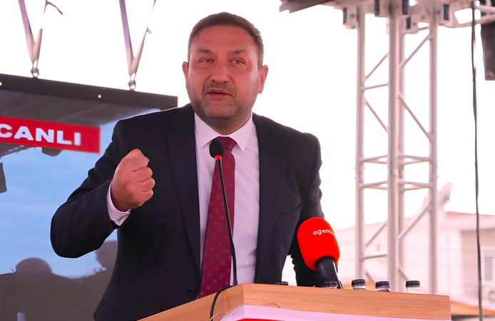 GÜMRÜKÇÜ: “SİYASİ MAKAM KİŞİSEL MÜLK DEĞİLDİR”