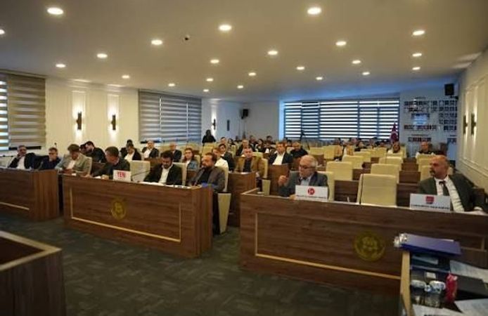 KEMALPAŞA BELEDİYESİ’NİN 2027 YILI MALİ BÜTÇESİ KABUL EDİLDİ