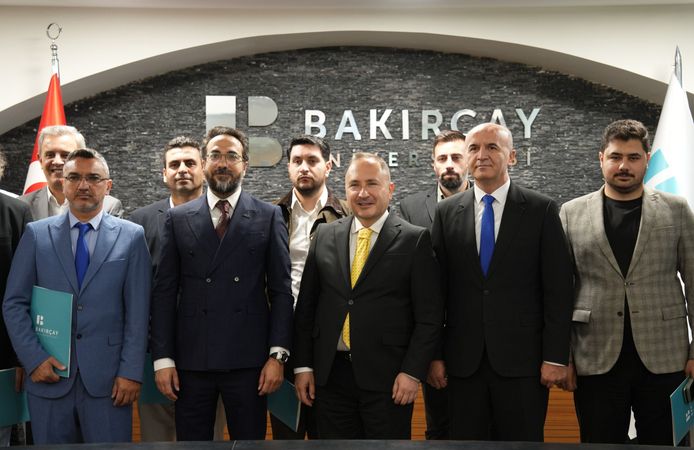İzmir Bakırçay Üniversitesinin Eğitim ve Etkinlik Alanlarına İş Dünyasından Destek
