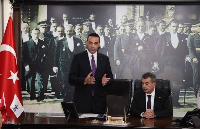 Bakan Tekin’den Çiğli’ye ziyaret