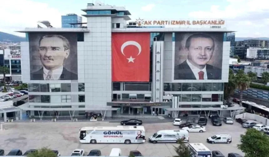 AK Parti İzmir’de 4 İlçe Başkanını Görevden Aldı