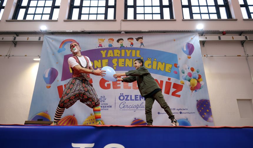 BAŞKAN ÇERÇİOĞLU’NDAN ÇOCUKLARA KARNE HEDİYESİ