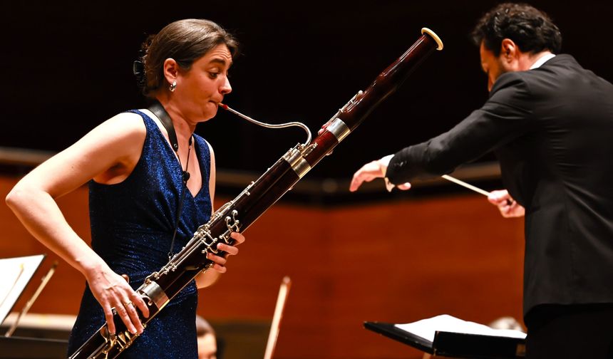 Sophie Dervaux, İzmirli müzikseverleri büyüledi