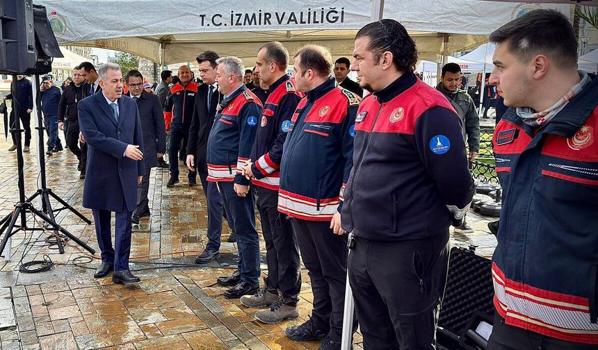 30 Ekim ve 6 Şubat’ın sessiz tanıkları İzmir’de sergilendi