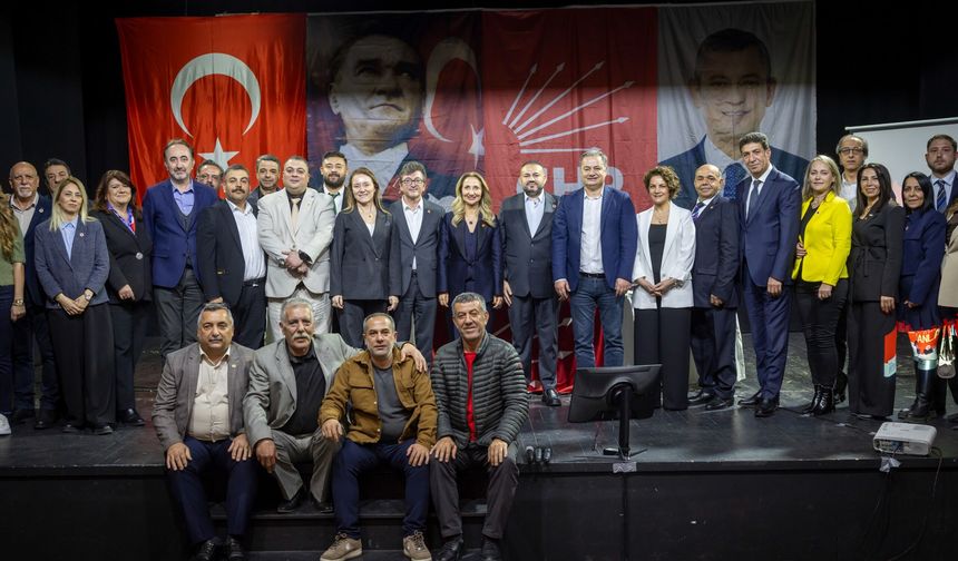 Romanların sesi Konak’tan yükseldi