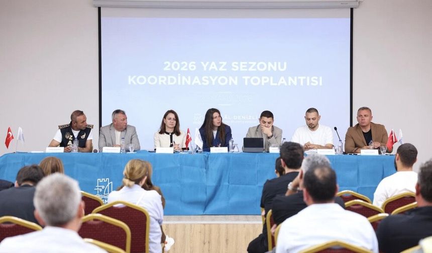 Çeşme Belediyesi 2026 yaz sezonu öncesi esnafla bir araya geldi