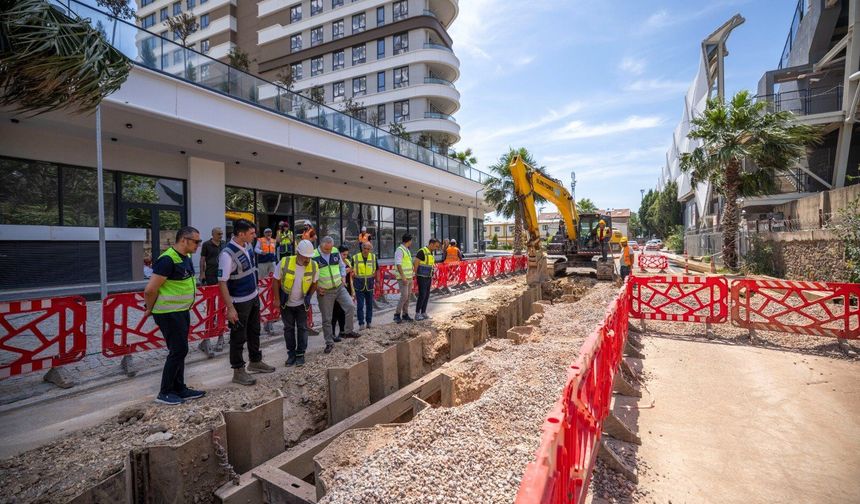 İzmir’de 3 milyar liralık alt yapı dönüşümü sürüyor
