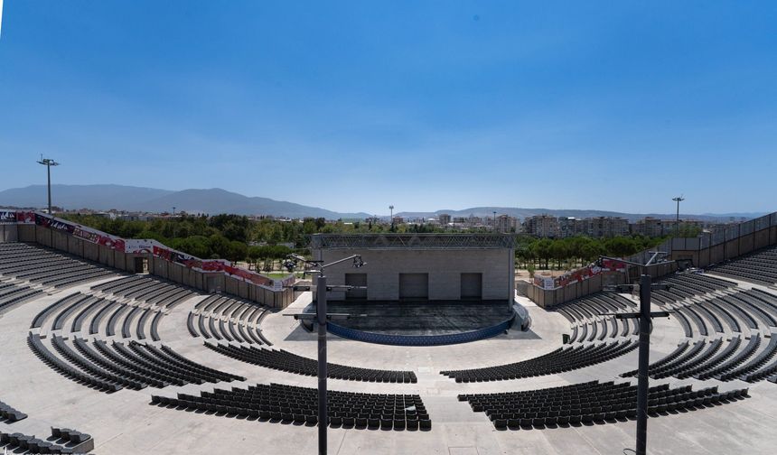 İzmir’in gözde kültür sanat merkezine estetik dokunuş