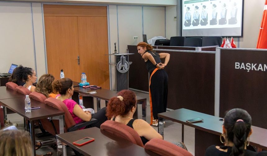 Karşıyaka Belediyesi’nden personele ‘daha sağlıklı çalışma’ semineri