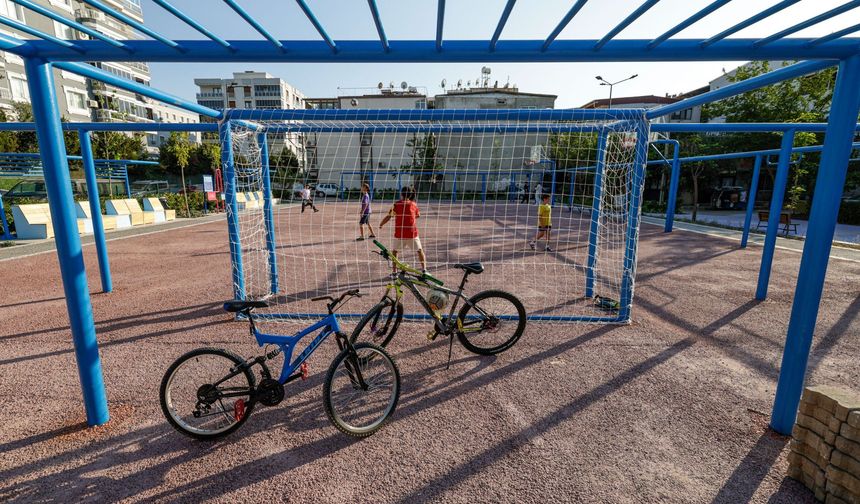 Buca’da mahalleli istedi Büyükşehir yaptı