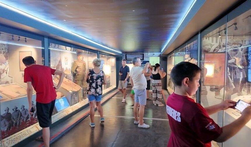 Çanakkale Müzesi Menderes’te İlgi Gördü