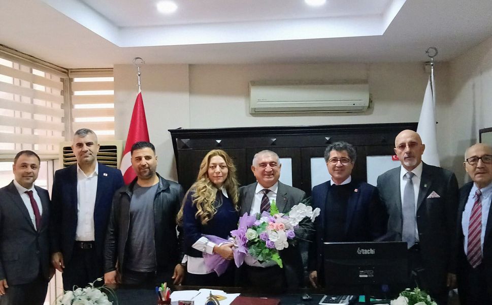 CHP İzmir İl Yönetiminden Çiğli Esnaf Odası'na Dayanışma Ziyareti