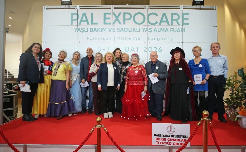 Karşıyaka Belediyesi ileri yaş hizmetlerini Sağlıklı Yaş Alma Fuarı’na taşıdı