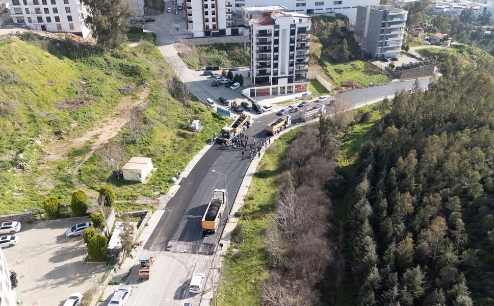 İzmir’in yollarında tam gaz asfalt seferberliği