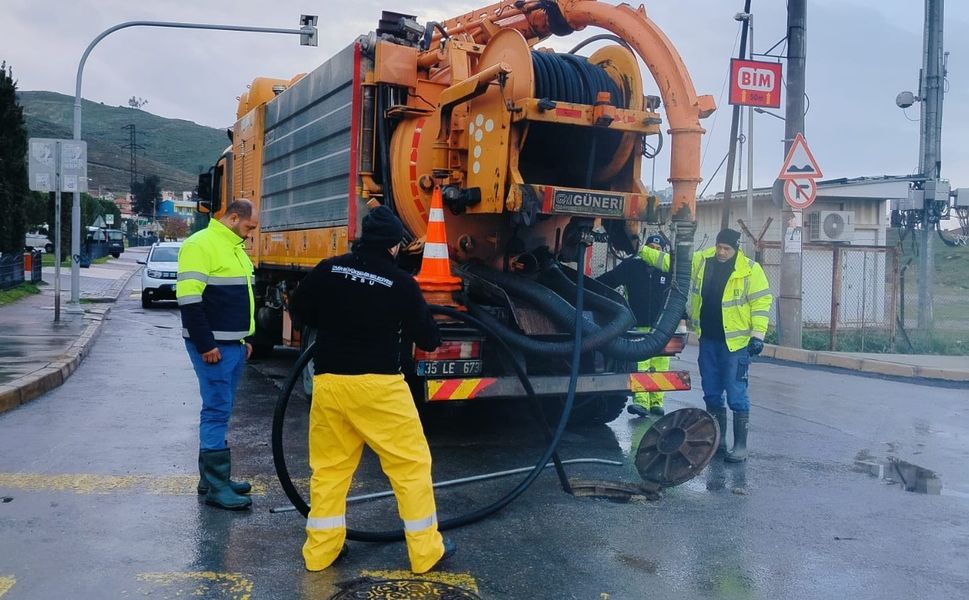 İZSU Ekipleri Perşembe Günü İçin Nöbette