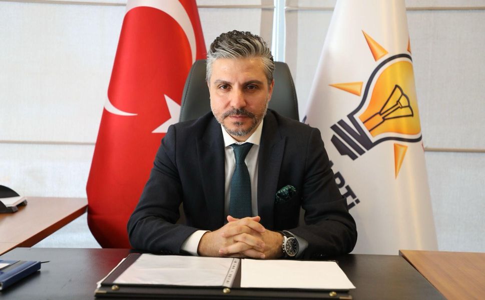 "Balçova'nın ihtiyacı reklam değil, sağlam yoldur"