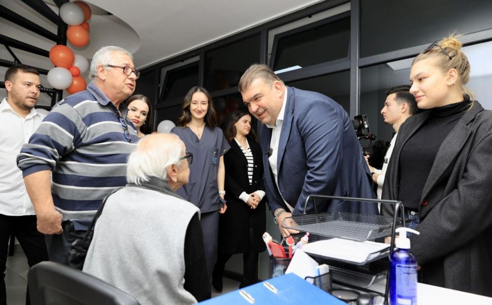 Seferihisar’da emeklilere bayramda %25 indirim desteği