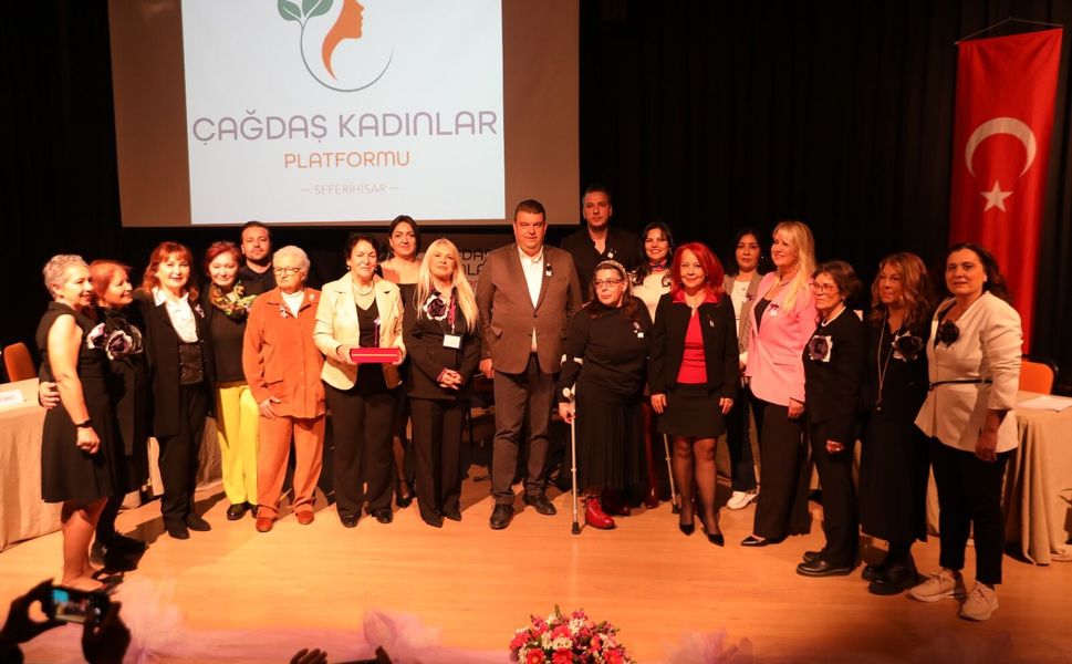 Seferihisar’da 8 Mart’a Anlamlı Etkinlik: “8 Kadın 8 Başarı Öyküsü”