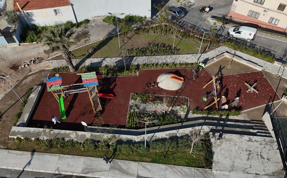 Konak’ın göz bebeği Narin Parkı’na yağmur bahçesi