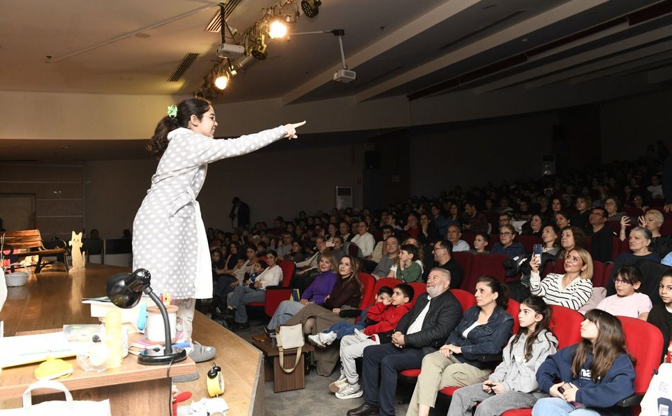 Çiğli’de Dünya Tiyatrolar Günü Etkinlikleri Sanatseverleri Buluşturdu