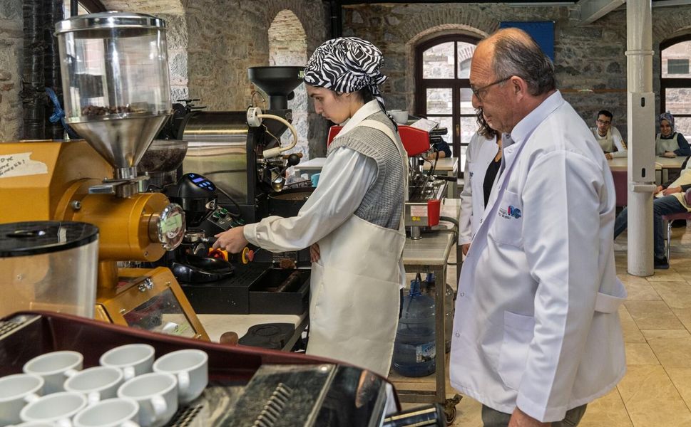 Otizmli gençler barista olma yolunda
