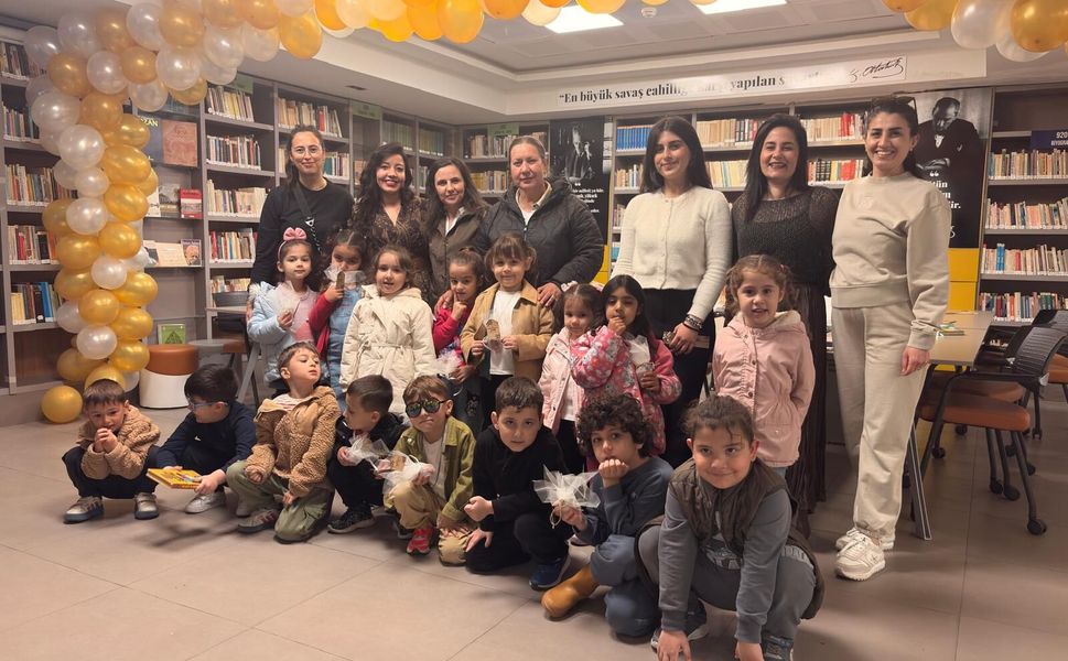 KÜTÜPHANE HAFTASI DOPDOLU: MÜZİK, RESİM VE YARATICI DRAMA BİR ARADA