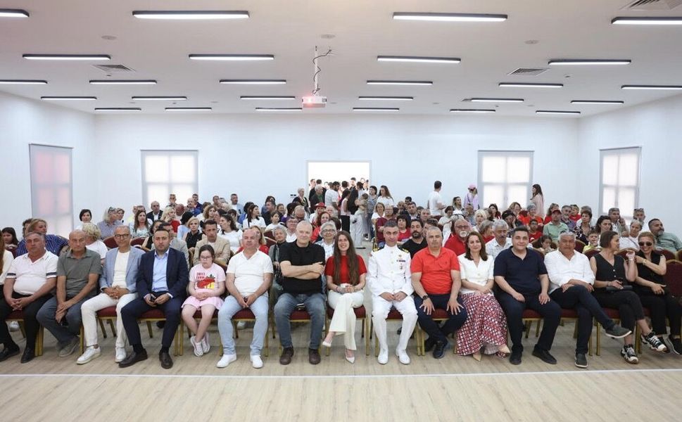 Çeşme’de 19 Mayıs coşkusu Ilıca Atatürk Kültür ve Spor Merkezi’nin açılışıyla taçlandı