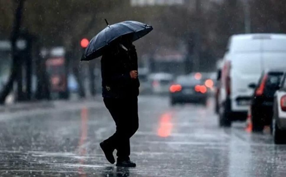 İstanbul İçin Kuvvetli Yağış Alarmı: AKOM Saat Verdi