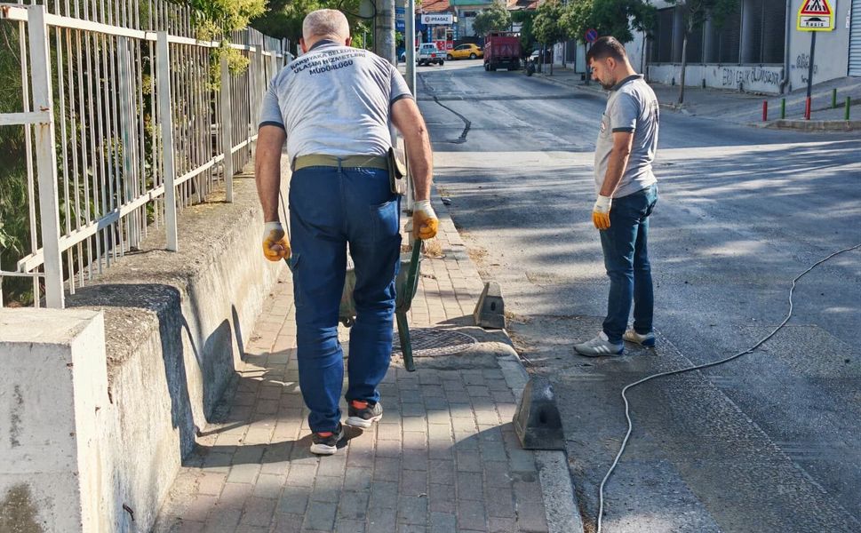 Başkan Ünsal Karşıyaka’yı halkla birlikte yönetiyor