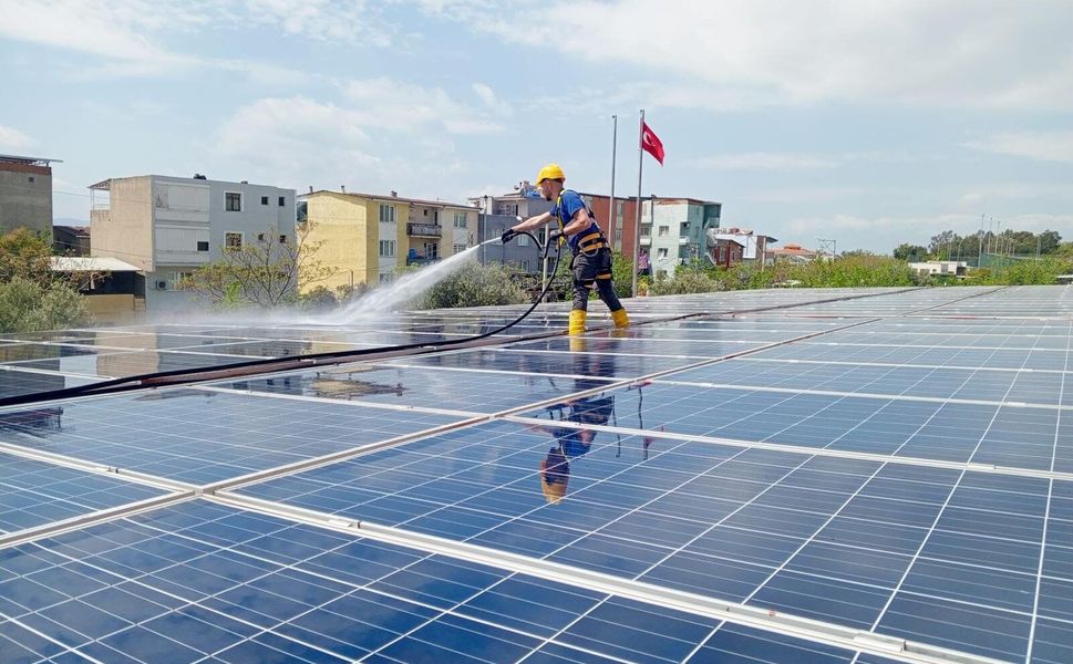 Büyükşehir tasarrufta rekor kırdı