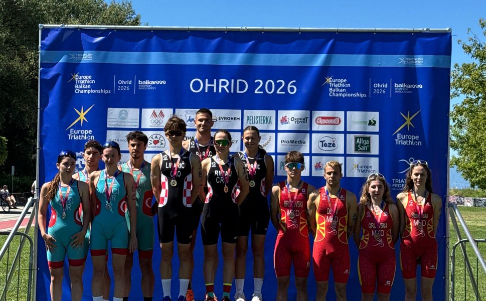 Büyükşehir’in sporcuları gümüş madalya ile döndü