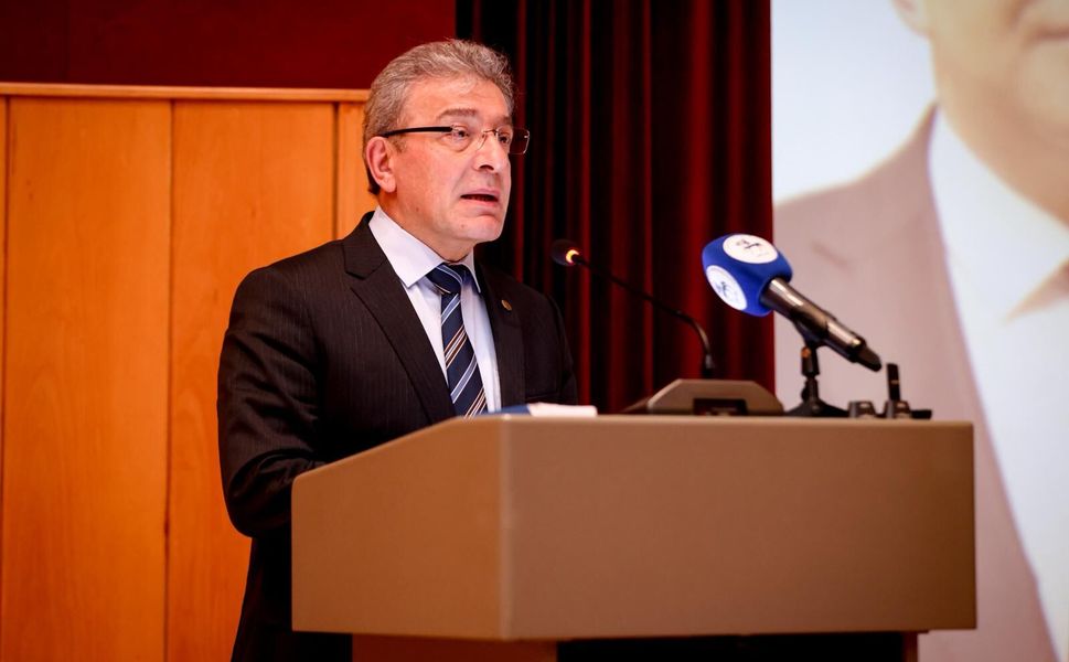 DEÜ’DE “AKADEMİK DERGİLER, AÇIK ERİŞİM VE YAPAY ZEKÂ” KONUŞULDU