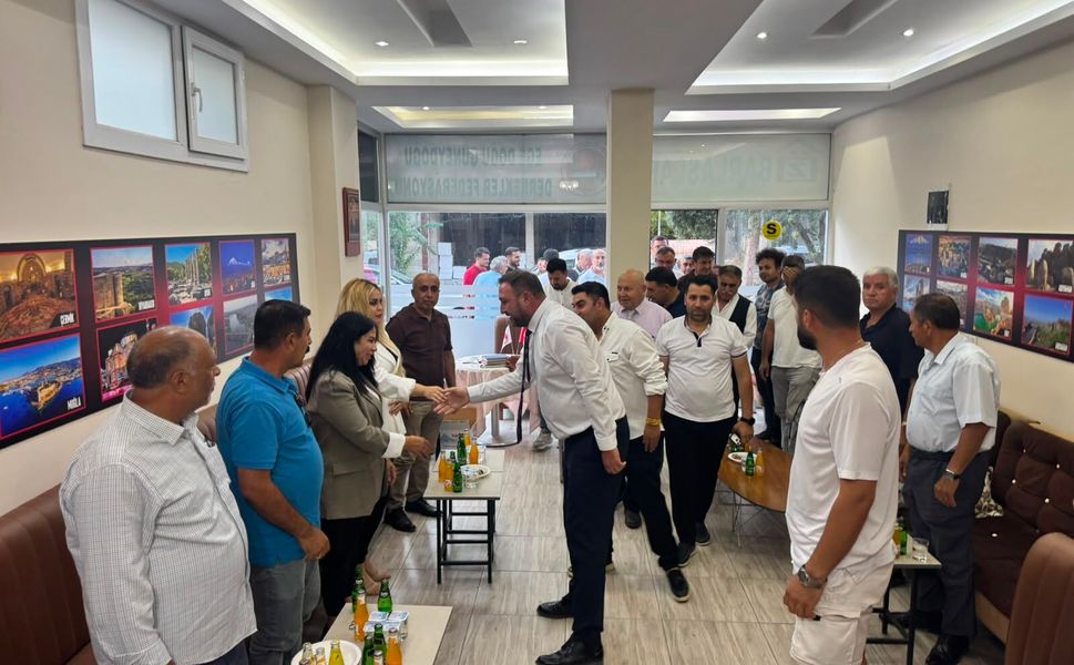 CHP İZMİR İL BAŞKANI GÜMRÜKÇÜ’DEN TORBALI ÇIKARMASI:ANADOLU’NUN RENKLERİYLE ÇOK DAHA GÜÇLÜ BİR İZMİR